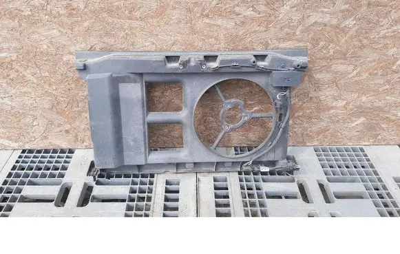 Peugeot 307 CC Radiator support slam panel 9643472880