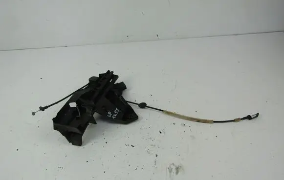 Ford Focus Front door lock 