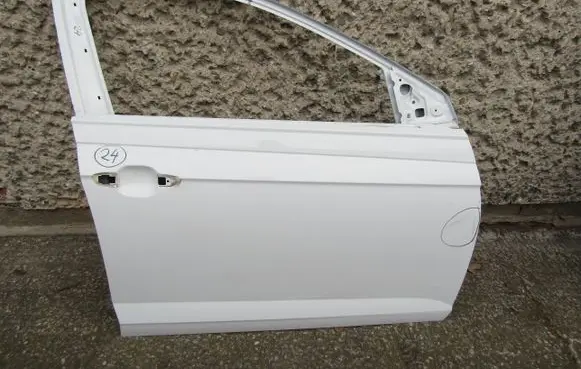 Volkswagen Polo VI Front door 2GS831312