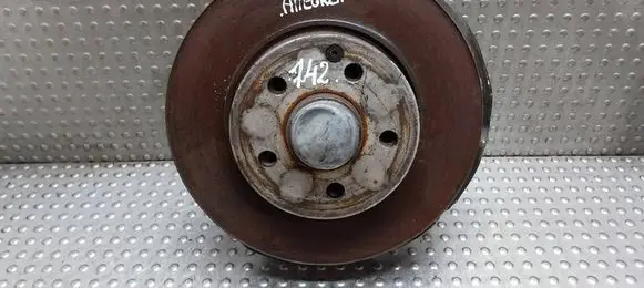 Mercedes-Benz E W212 Front wheel hub A2124201244