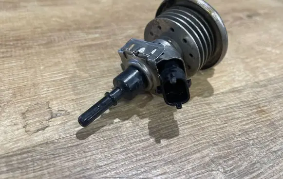 Land Rover Discovery Sport AdBlue injector FX23189E3AA