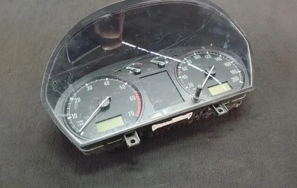 Skoda Fabia Mk1 (6Y) Speedometer (instrument cluster) 6Y1920880G 110080015 110080015013
