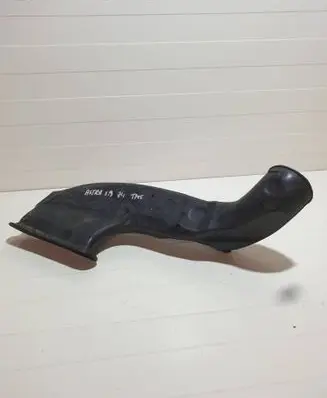 Opel Astra H Air intake duct part 55351756 551020308