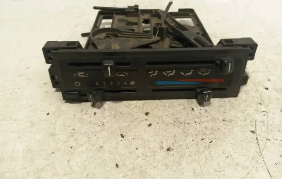 Nissan Terrano Climate control unit
