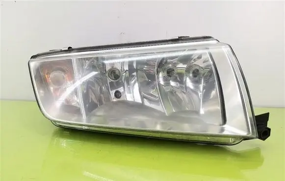 Skoda Fabia Mk1 (6Y) Headlight/headlamp