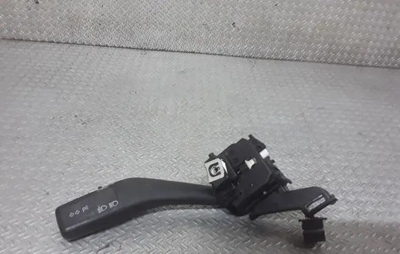 Skoda Octavia Mk2 (1Z) Indicator stalk 1K0953513
