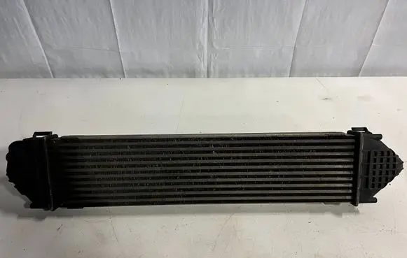 Volvo V70 Intercooler air channel guide 6G919L440AE