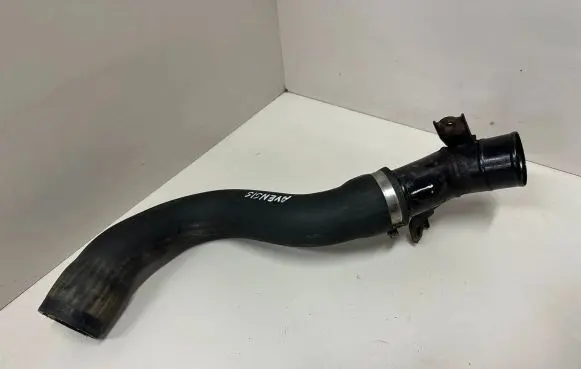 Toyota Avensis T250 Intercooler hose/pipe