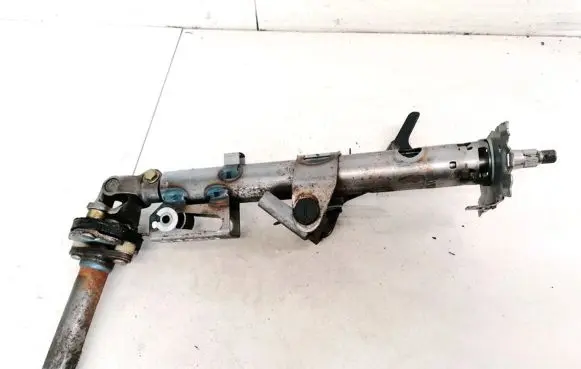 Toyota Avensis Verso Steering wheel axle