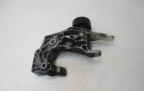 Opel Mokka Engine mounting bracket