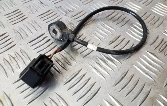 Ford C-MAX II Detonation knock sensor 98MF12A699BA