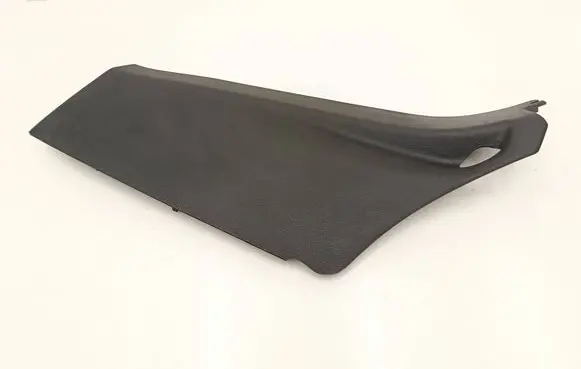 BMW 2 F46 (D) pillar trim (bottom) 7323665