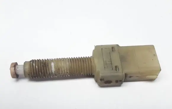 Audi 80 90 B3 Brake pedal sensor switch 443945515