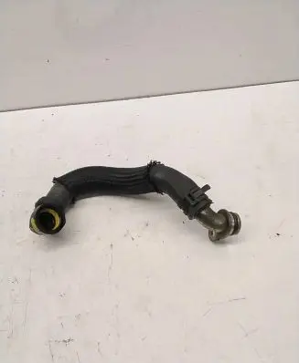 Renault Trafic III (X82) Engine coolant pipe/hose