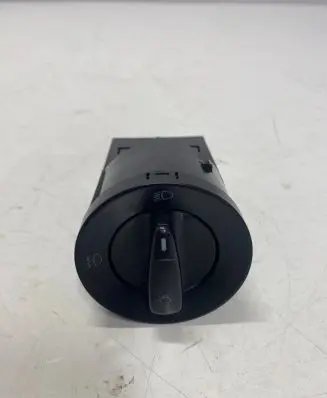 Volkswagen Golf IV Light switch 1C0941531C 04052033