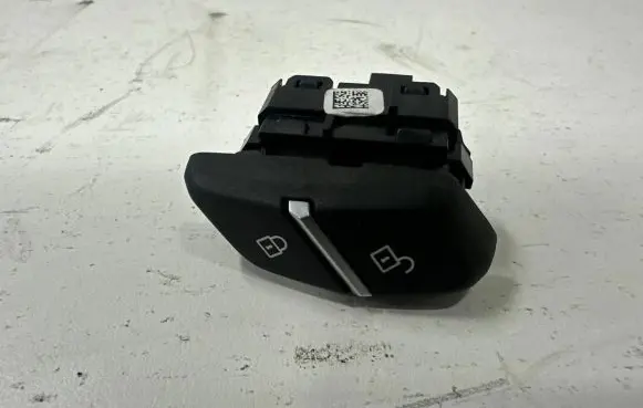 BMW X4 F26 Central locking switch button 6801353 20315810 16102D