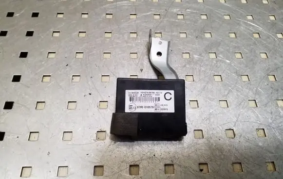 Toyota RAV 4 (XA30) Immobilizer control unit/module 8978042110