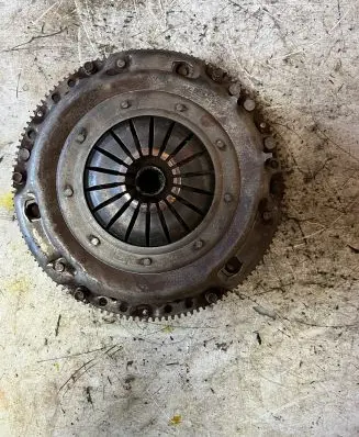 Volkswagen PASSAT B4 Clutch set kit 037105273C