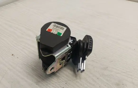 Audi Q7 4L Third row seat belt 606898300