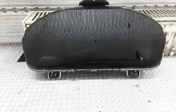 Honda Accord Speedometer (instrument cluster) 78100R300