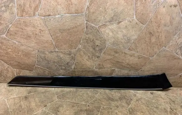 Mercedes-Benz E W212 Sliding door trim (molding) A2127208600