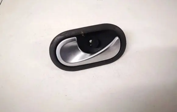 Renault Megane II Rear door interior handle 8200028487