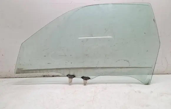 Suzuki Grand Vitara II Front door window glass four-door 43R00033 A052345101
