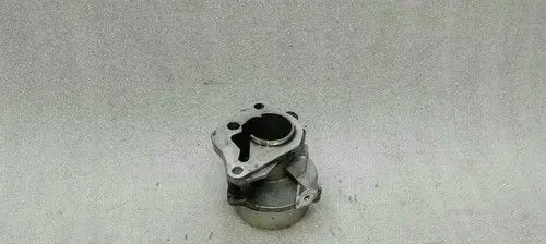 Mercedes-Benz A W176 Vacuum pump 146505272R