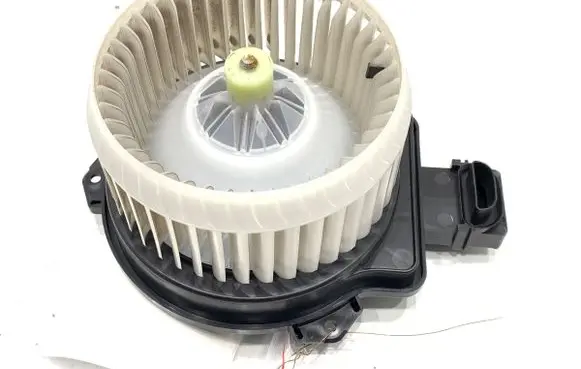 Suzuki SX4 S-Cross Heater fan/blower