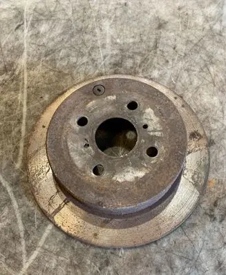 Toyota Corolla Verso E121 Rear brake disc