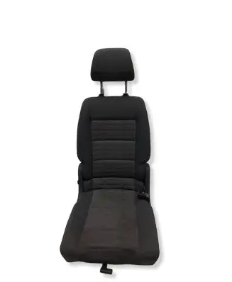Volkswagen Touran I Second row seats 