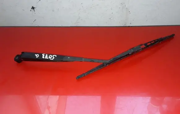 Mitsubishi Pajero Sport I Rear wiper blade NOCODE