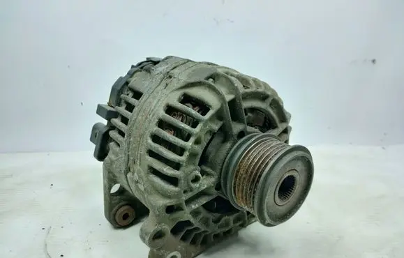 Volkswagen Golf IV Generator/alternator 038903023K BR14M0M14 0124315001
