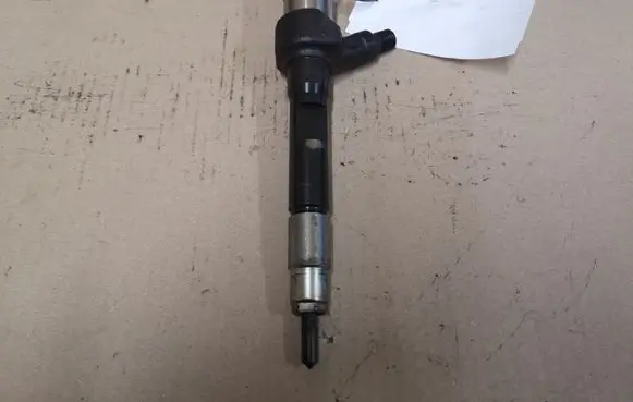 Mazda 6 Fuel injector R2AA 13H50