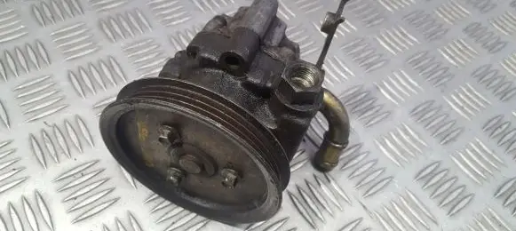Rover 45 Power steering pump QVB100690