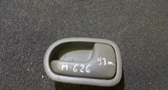 Mazda 626 Rear door interior handle dh22i