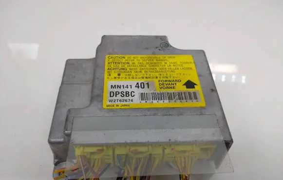 Mitsubishi Grandis Airbag control unit/module MN141401 W2T62674