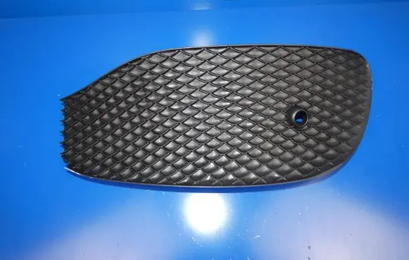 Mercedes-Benz E W213 Front bumper lower grill A2138851600 W213R