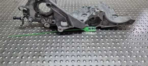 Volkswagen Golf VI Generator/alternator bracket S27698843 03L903143Q