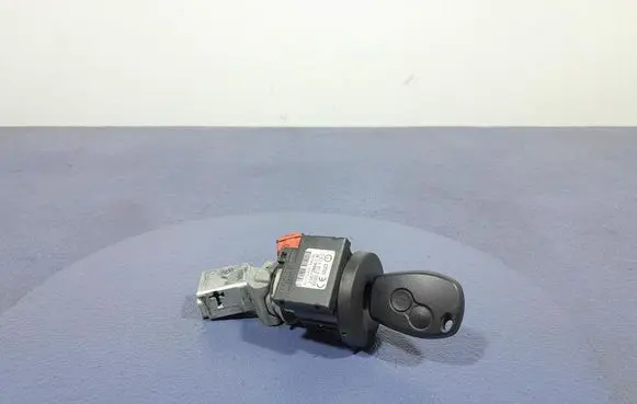 Renault Modus Ignition lock N0502060