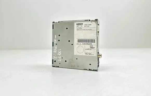 Nissan X-Trail T30 GPS navigation control unit/module 283A0EQ400 EN1224T CL065250026908
