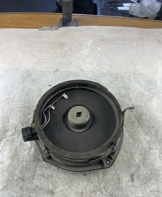 Audi A8 S8 D3 4E Front door speaker 4E0035411A 4E0035411