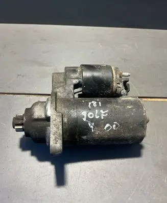 Volkswagen Golf IV Starter motor 