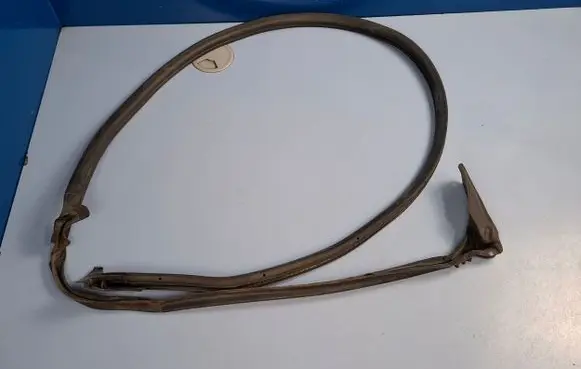 Volkswagen Crafter Rubber seal loading door 1345172080 1345173080