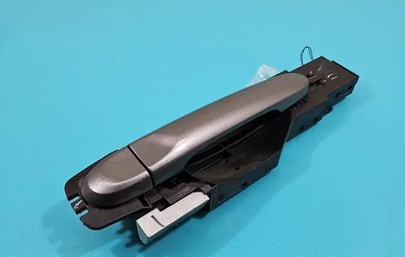 Rear door exterior handle
