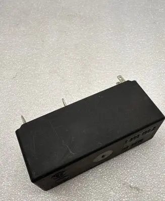 BMW 3 E30 Other relay 13681982 058975