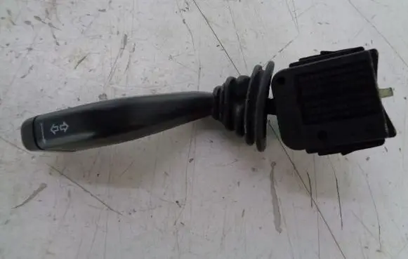 Opel Vectra B Indicator stalk 90221174