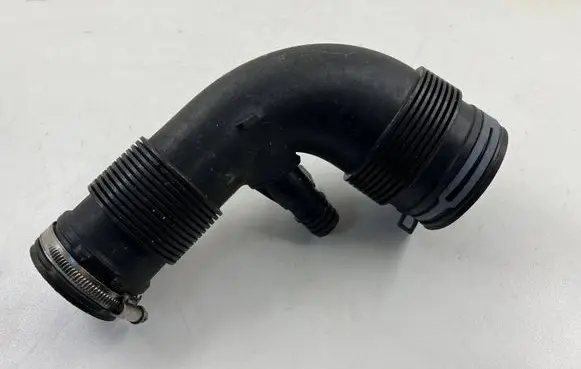 Porsche Cayenne (92A) Air intake hose/pipe 7P6129571