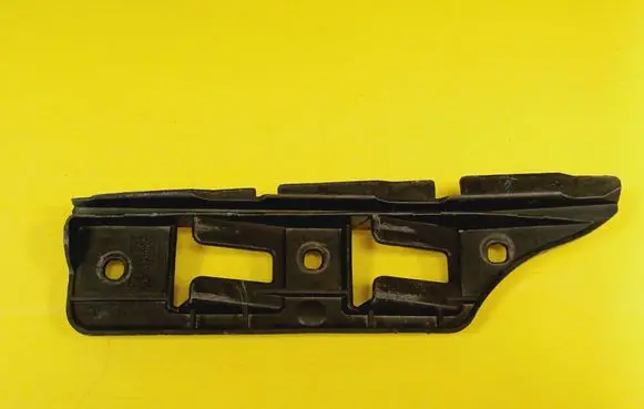 Volkswagen Golf V Front bumper mounting bracket 1K0807183