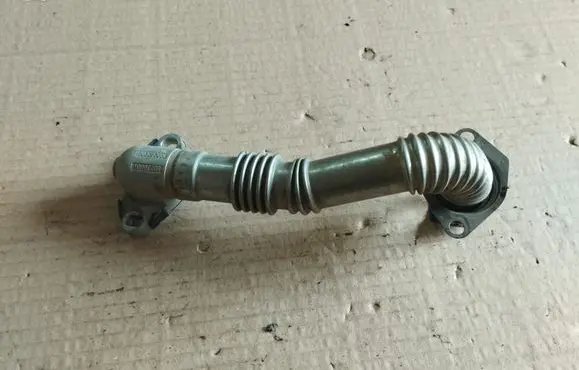 Peugeot 2008 I EGR valve line/pipe/hose 9803250080